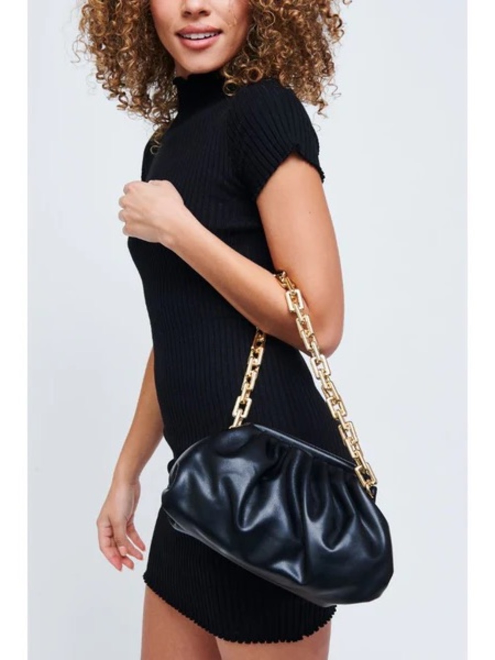 Urban Expressions Cassie Crossbody in Black